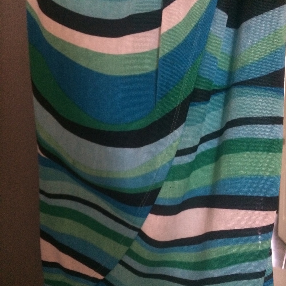 Nice dress - Picture 4 of 4
